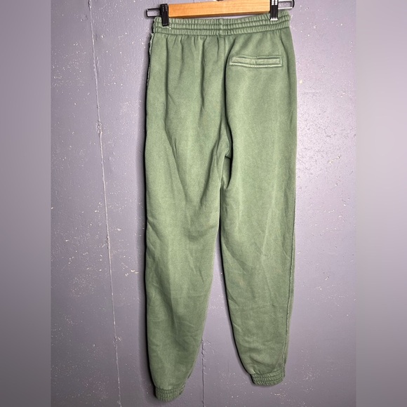 Aerie ANYTIME® The Sweat High Waisted Jogger in green.  Size XS - Picture 3 of 10